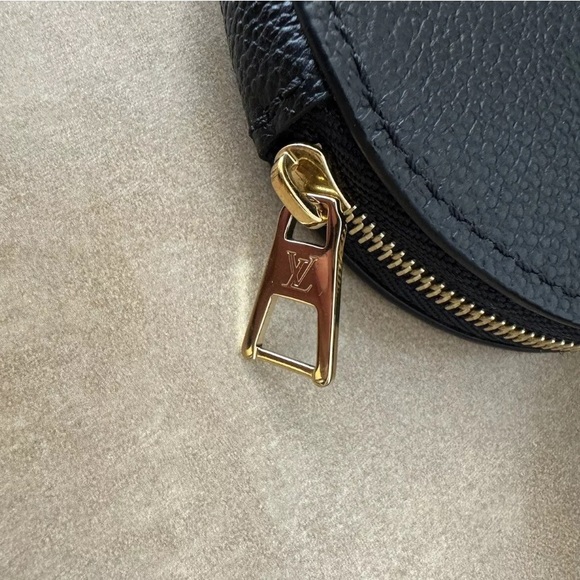 Louis Vuitton Empreinte Monogram Papillon BB Black & Beige - Picture 10 of 16